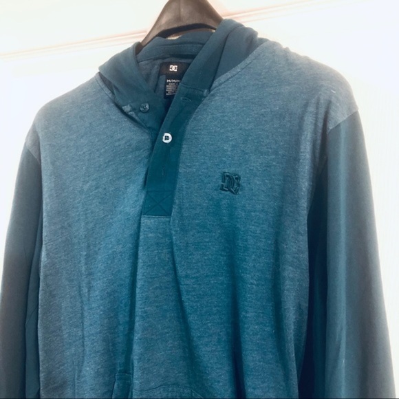 👕Dc Pull Over Hoodie - Picture 2 of 4